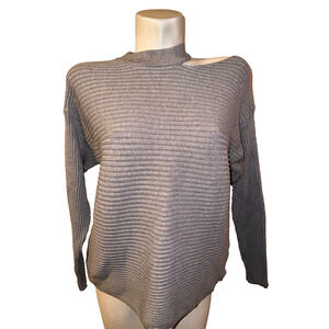 KIRUNDO Sweater Women's Size M Gray Cutout Shoulder LS Ribbed Knit Top Pullover